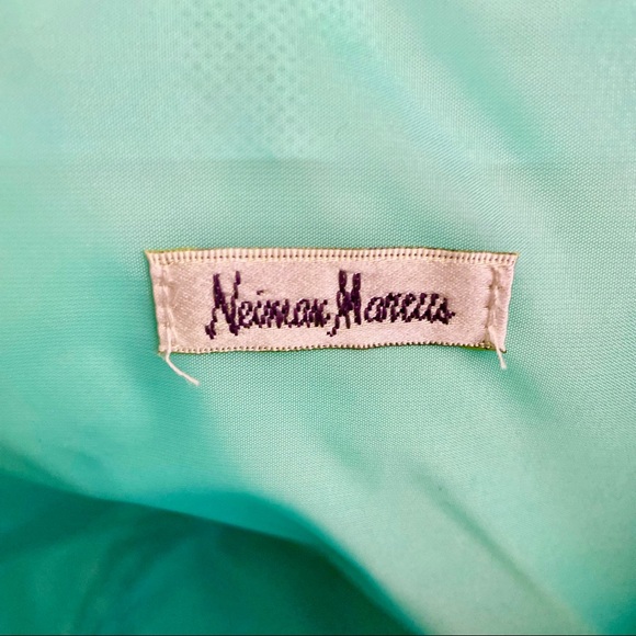 Neiman Marcus Colorful Woven Tote - Picture 4 of 4